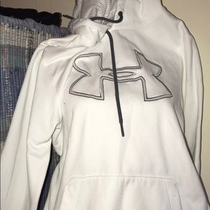 White under Armour sweatshirt hoodie jacket